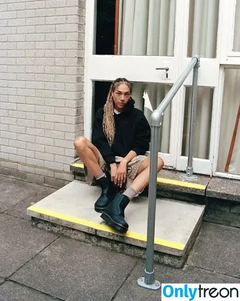 Miquita Oliver голая photo #0048 (miquitaoliver)