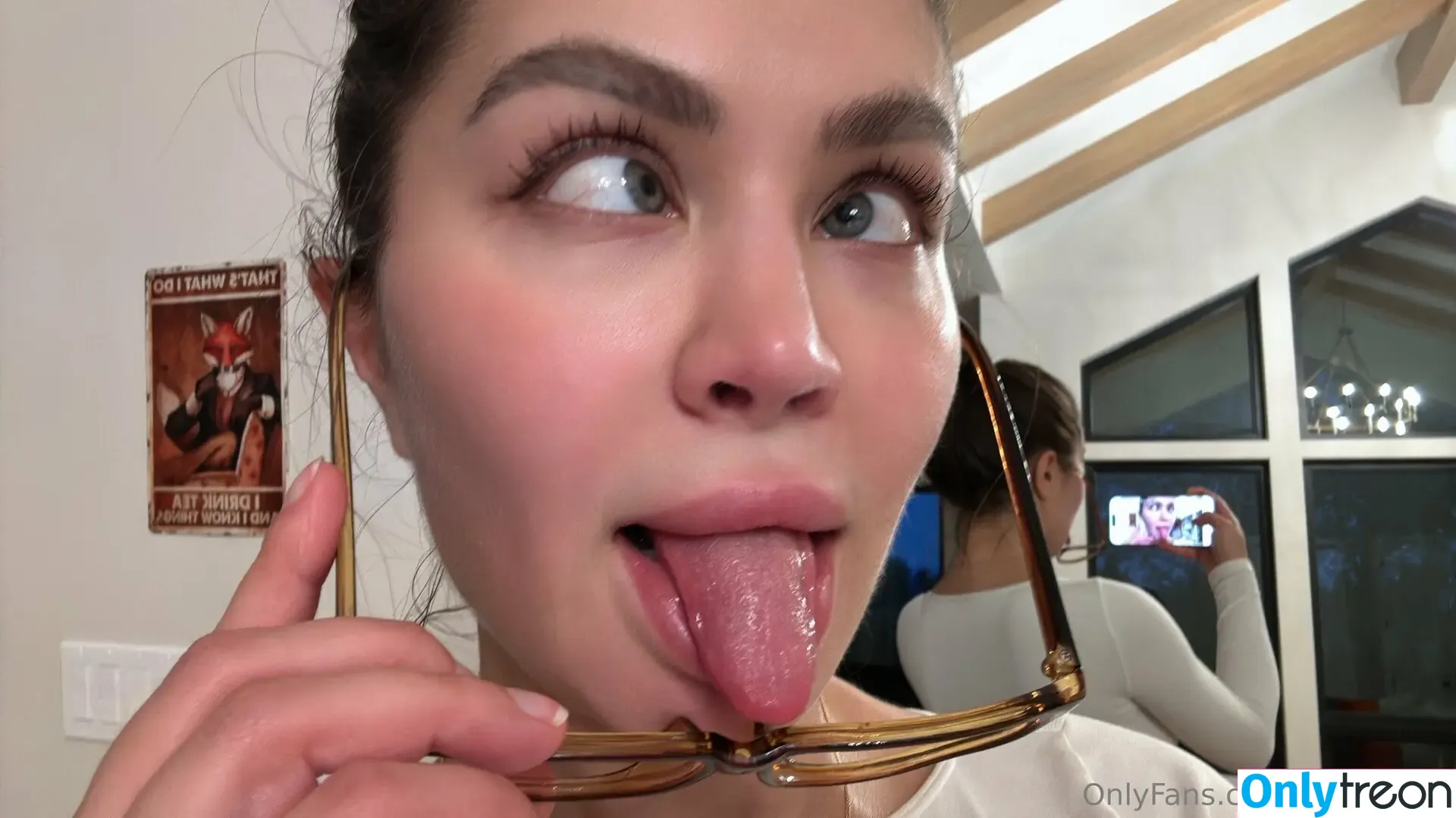mira_nowhere nude photo #0069 (Mira_twitch)