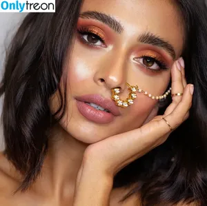Mira Patel / mirapatelll фото голая #0034