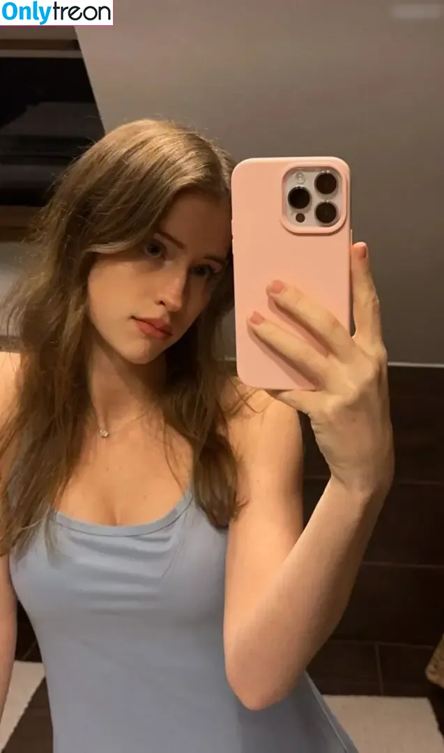 Mira Szalma nude photo #0975 (itsmira004 / mira.004 / mira.szalma)