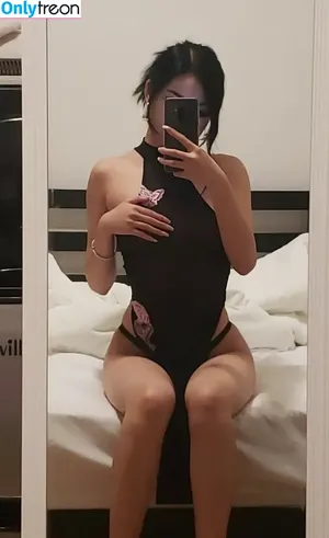 Mira Wong / iammimarin / uwunyah nude photo #0012