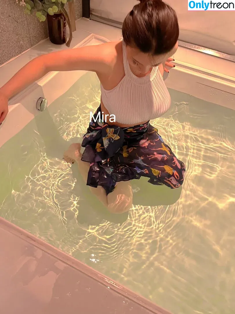 Mira1238888 голая photo #0003 (巨乳Mira)