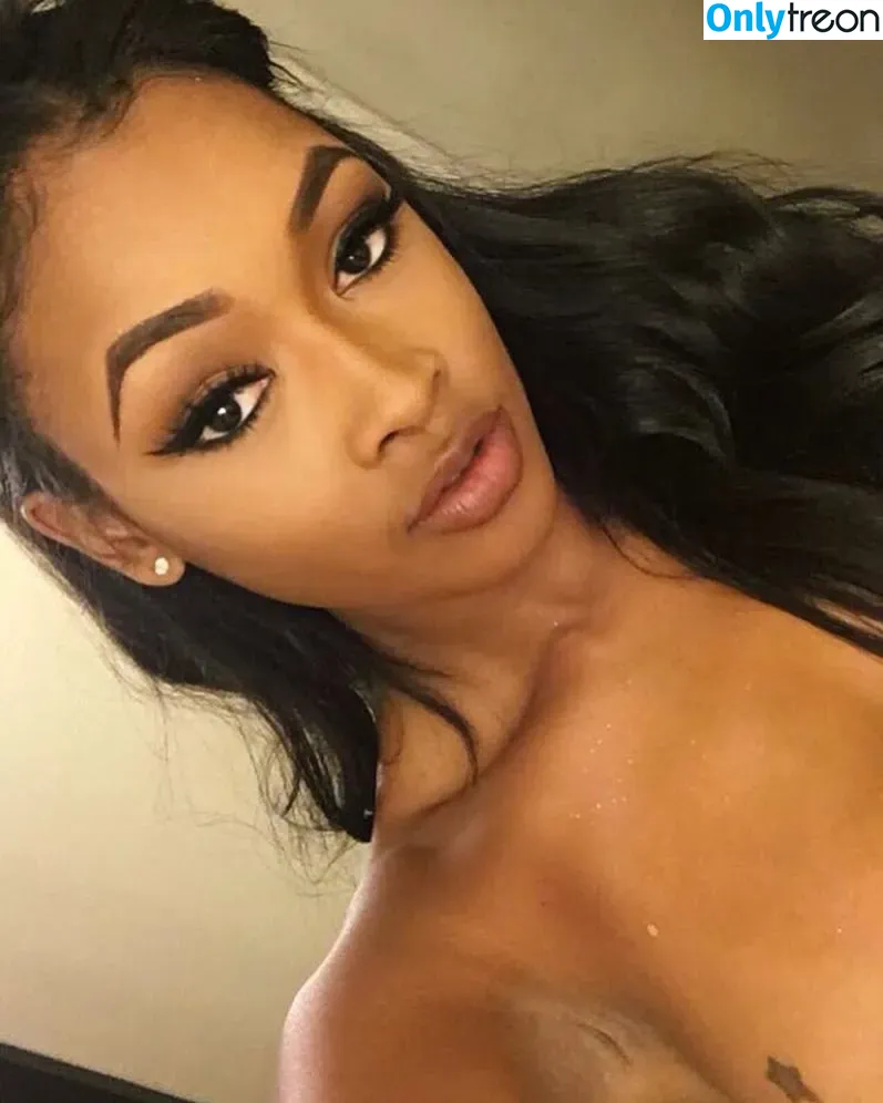 Miracle Watts голая photo #0010 (Miracle Watts)