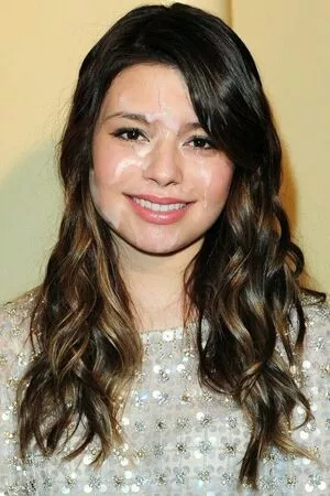 Miranda Cosgrove / MirandaCosgrove / onlyfanssz nude photo #0495