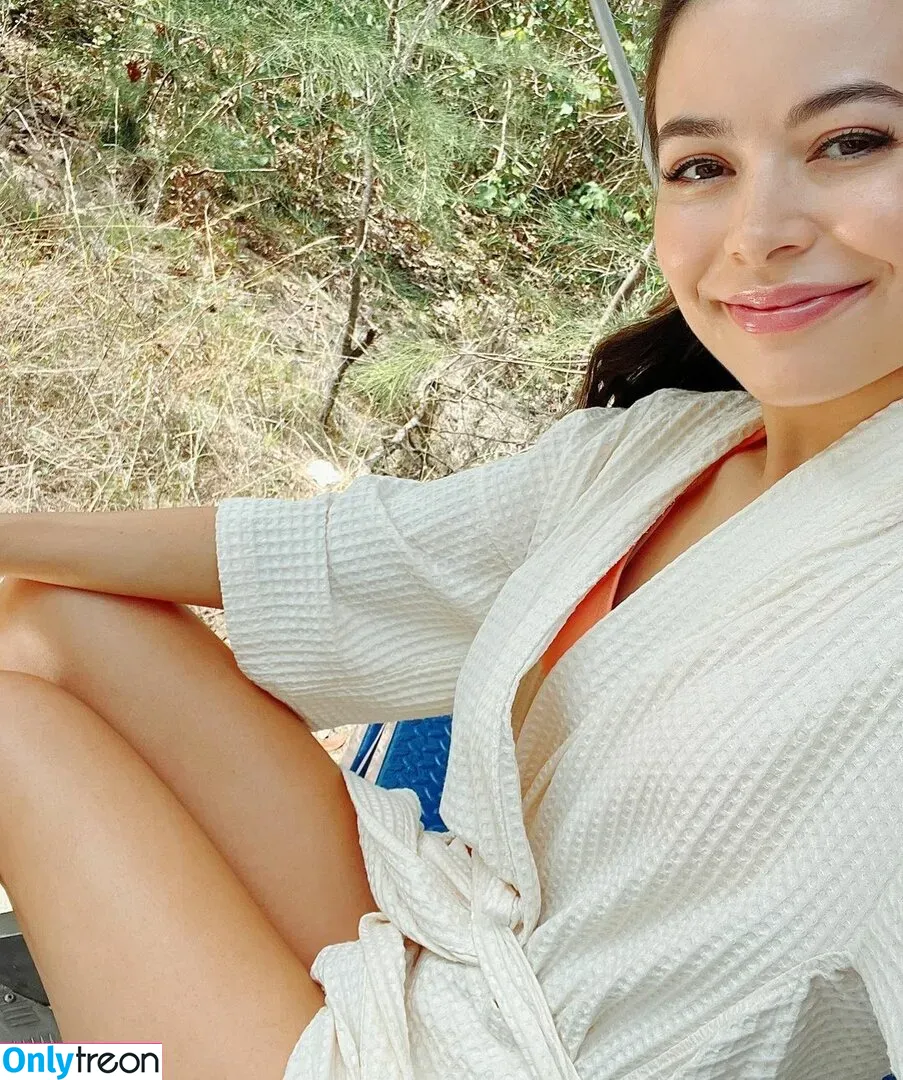 Miranda Cosgrove nude photo #0283 (MirandaCosgrove / onlyfanssz)