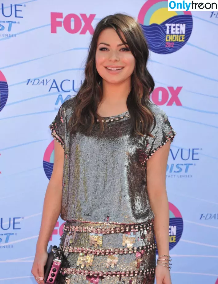 Miranda Cosgrove голая photo #0422 (MirandaCosgrove / onlyfanssz)