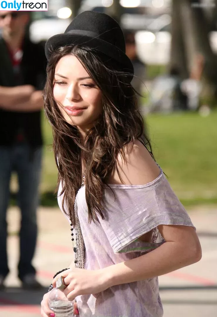 Miranda Cosgrove nude photo #0459 (MirandaCosgrove / onlyfanssz)