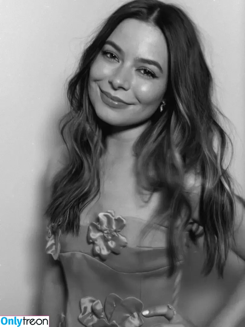 Miranda Cosgrove nude photo #0739 (MirandaCosgrove / onlyfanssz)