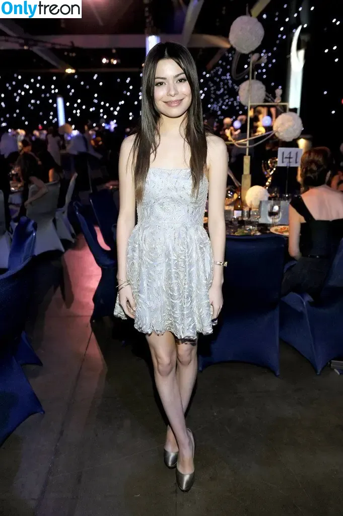 Miranda Cosgrove голая photo #0771 (MirandaCosgrove / onlyfanssz)
