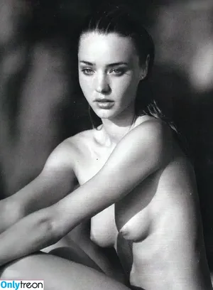 Miranda Kerr / mirandakerr / tsmirandakerr nude photo #0661