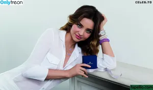 Miranda Kerr / mirandakerr / tsmirandakerr nude photo #0690
