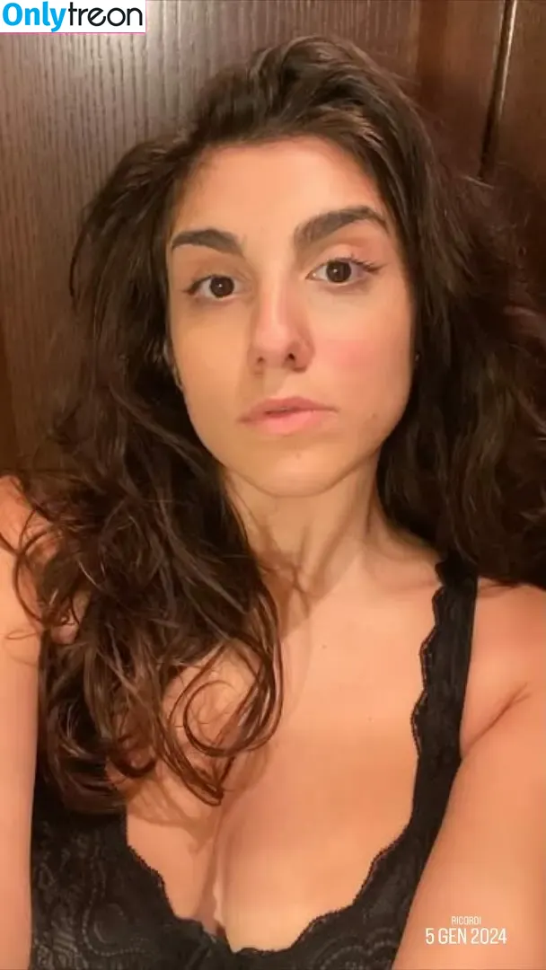 Miriana Di Fazio голая photo #0011 (cecinestpasmiri)