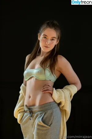  nude photo #0021