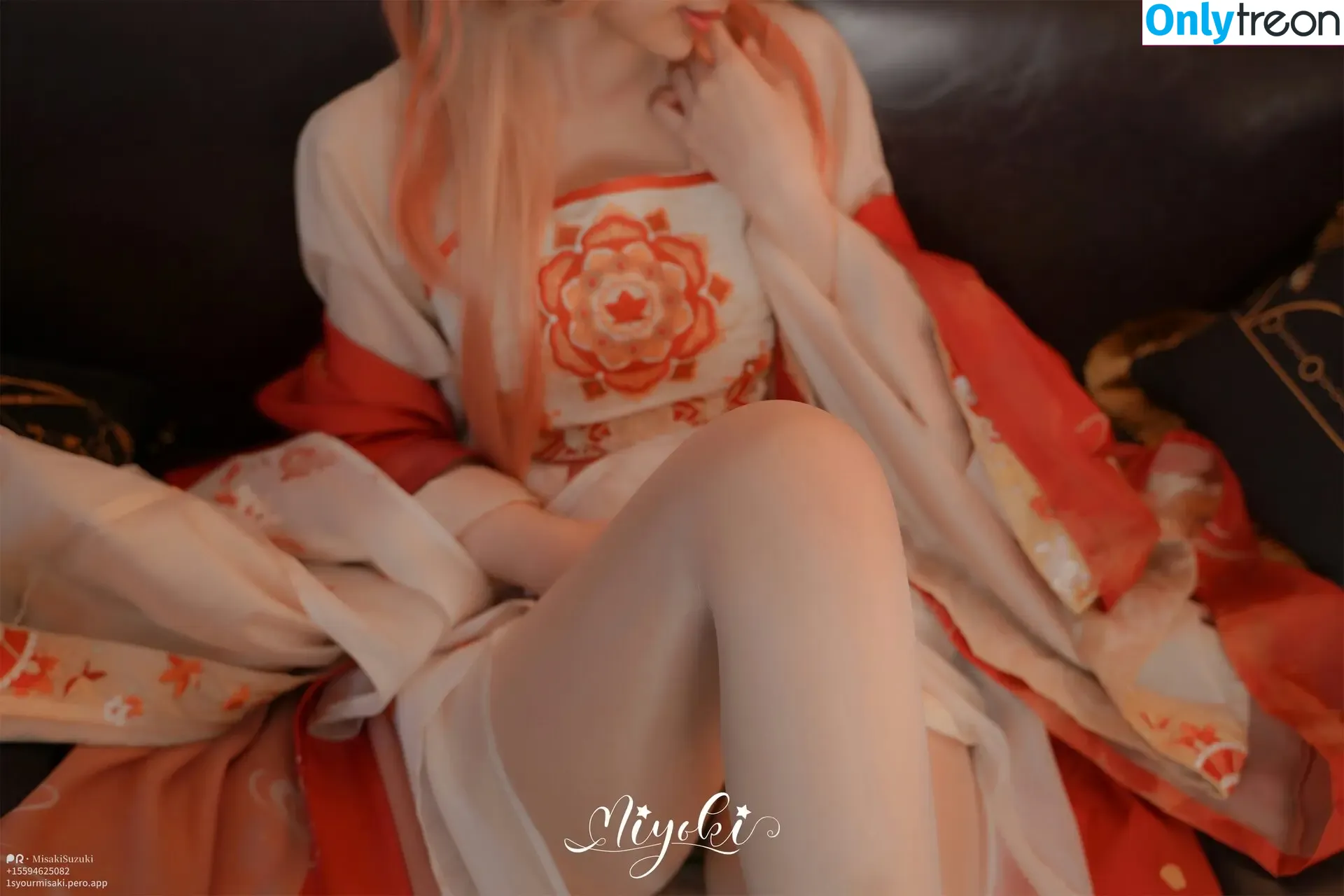 Misaki Suzuki голая photo #0159 (Miyoki / m1yok1h1me / 软趴在床单上 / 铃木美笑)