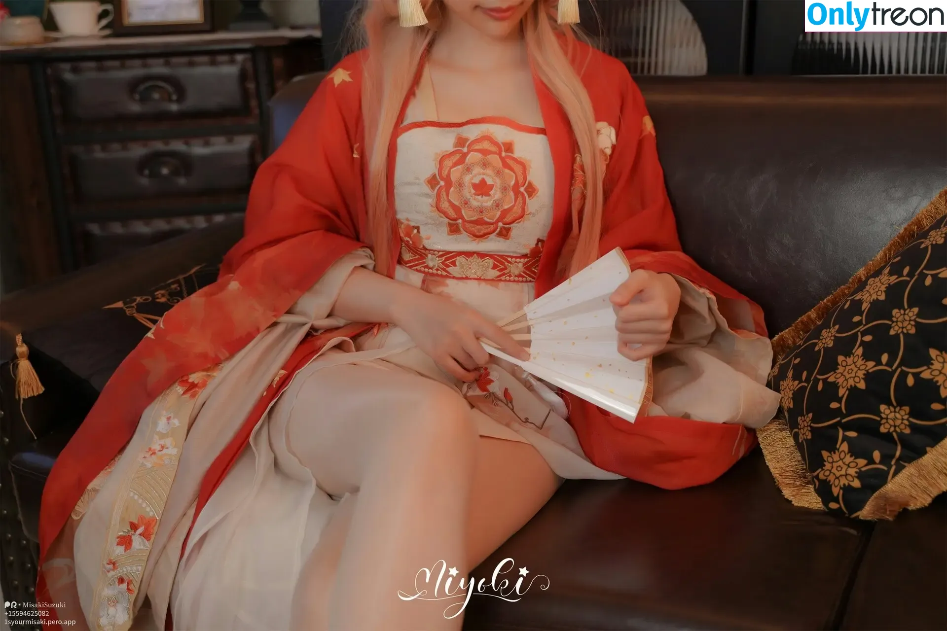 Misaki Suzuki голая photo #0174 (Miyoki / m1yok1h1me / 软趴在床单上 / 铃木美笑)