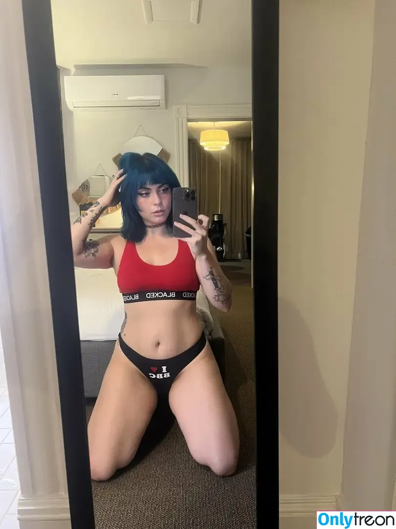 mishellebunni nude photo #0016 (mishellbanduni)
