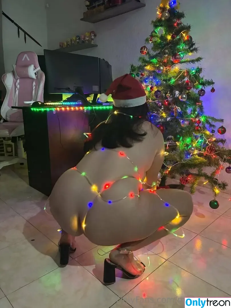 mishiavilaof голая photo #0003 (mishiavilaof)