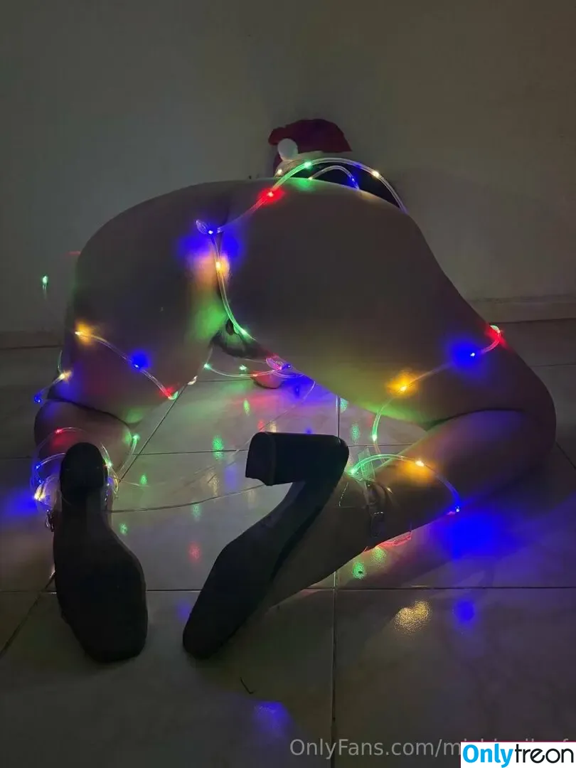 mishiavilaof голая photo #0016 (mishiavilaof)