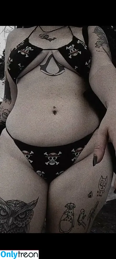 mismiloo nude photo #0009 (miss_millie_thecockapoo / mistimoon)