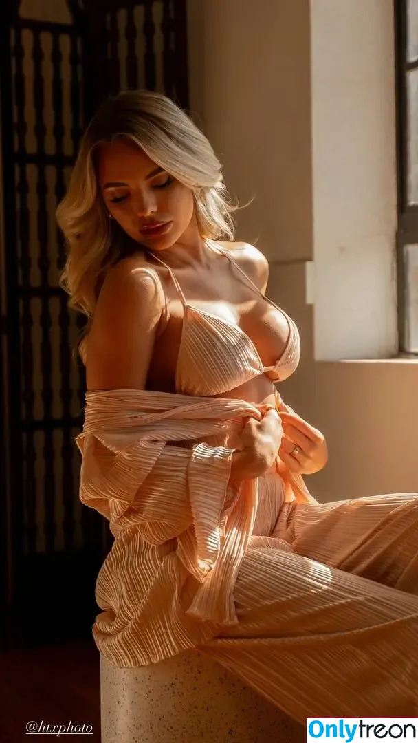 Miss_Alexandriaa nude photo #0031 (miss_alexandriaa_)