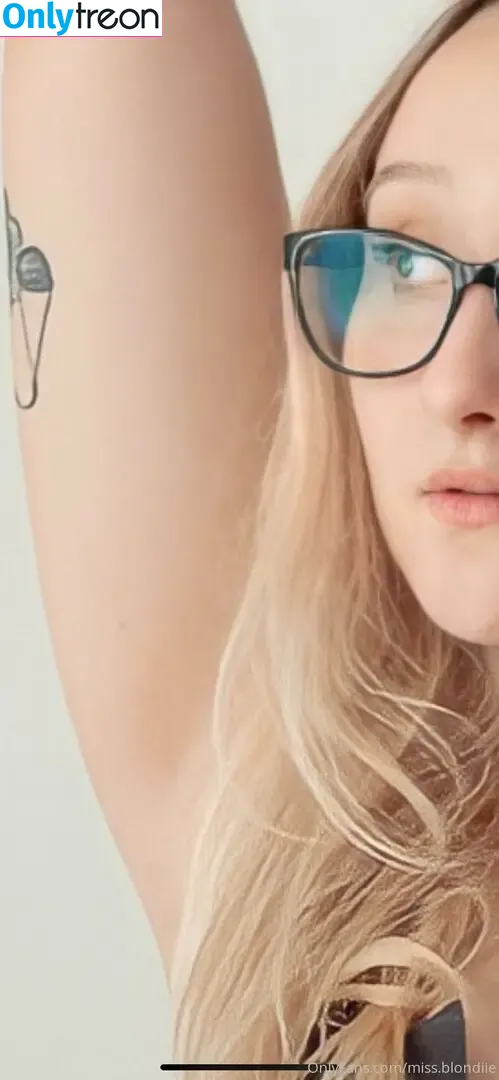 miss.blondiiefree nude photo #0016 (miss.blondiiefree)