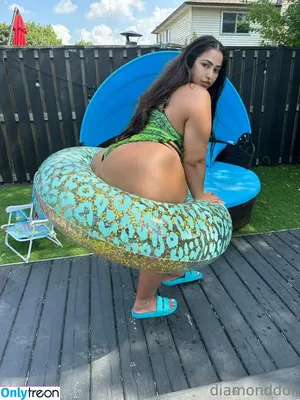 Miss Diamond Doll / Diamonddoll / bootydiamond1 / realdiamonddoll / watchdiamonddolloffficialpage nude photo #0027