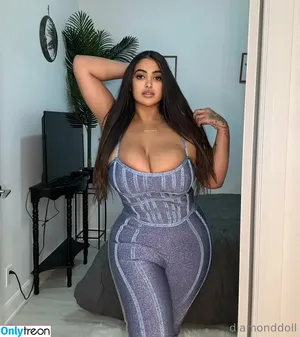 Miss Diamond Doll / Diamonddoll / bootydiamond1 / realdiamonddoll / watchdiamonddolloffficialpage nude photo #0047