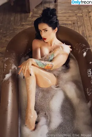 Miss Ellie M / elliemouse / misselliemouse nude photo #0001