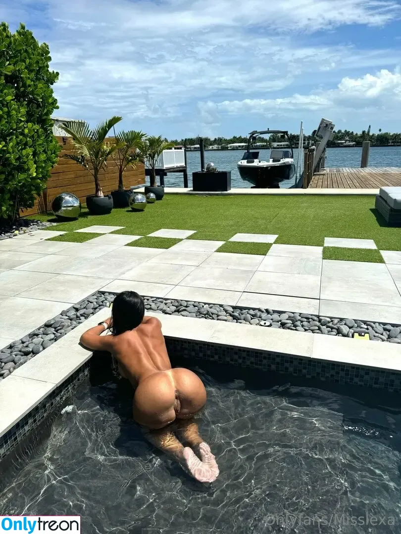 Miss Lexa nude photo #0092 (misslexa / misslexa_daily)