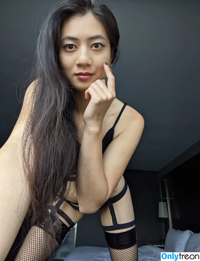 Miss Mae Ling nude photo #0002 (Adorabledomme / missmaeling)