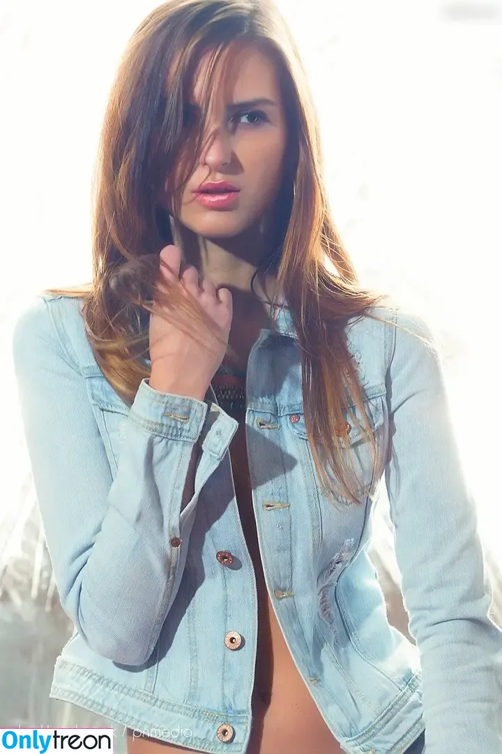 miss.mayabee голая photo #0057 (miss.mayabee)