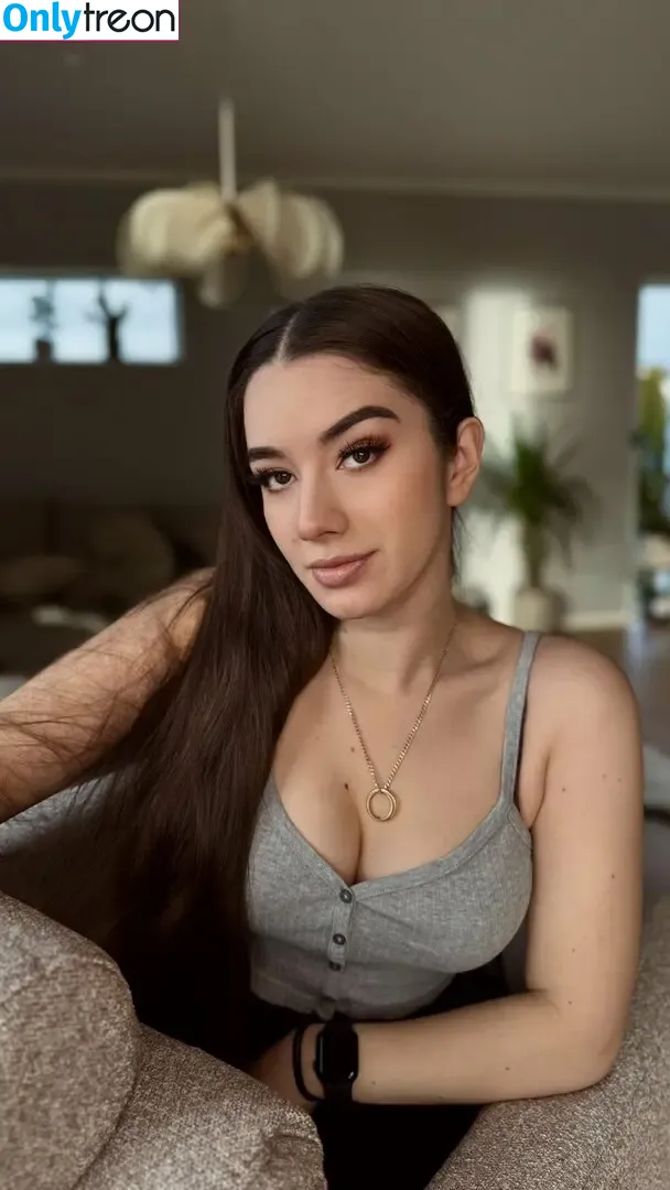 Miss Mikkaa nude photo #0006 (mikkka / missmikkaa)