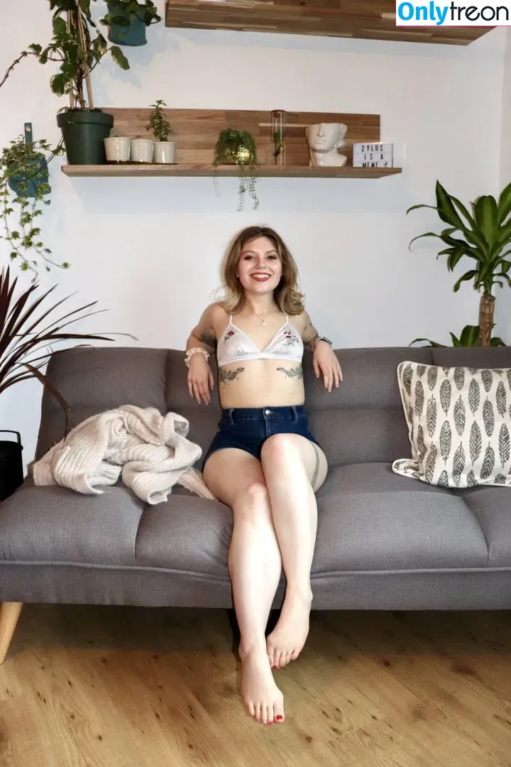 Miss Mousie Mouse nude photo #0105 (Yogscast / _mousie_mouse / miss.mouse97 / missmousiemouse)
