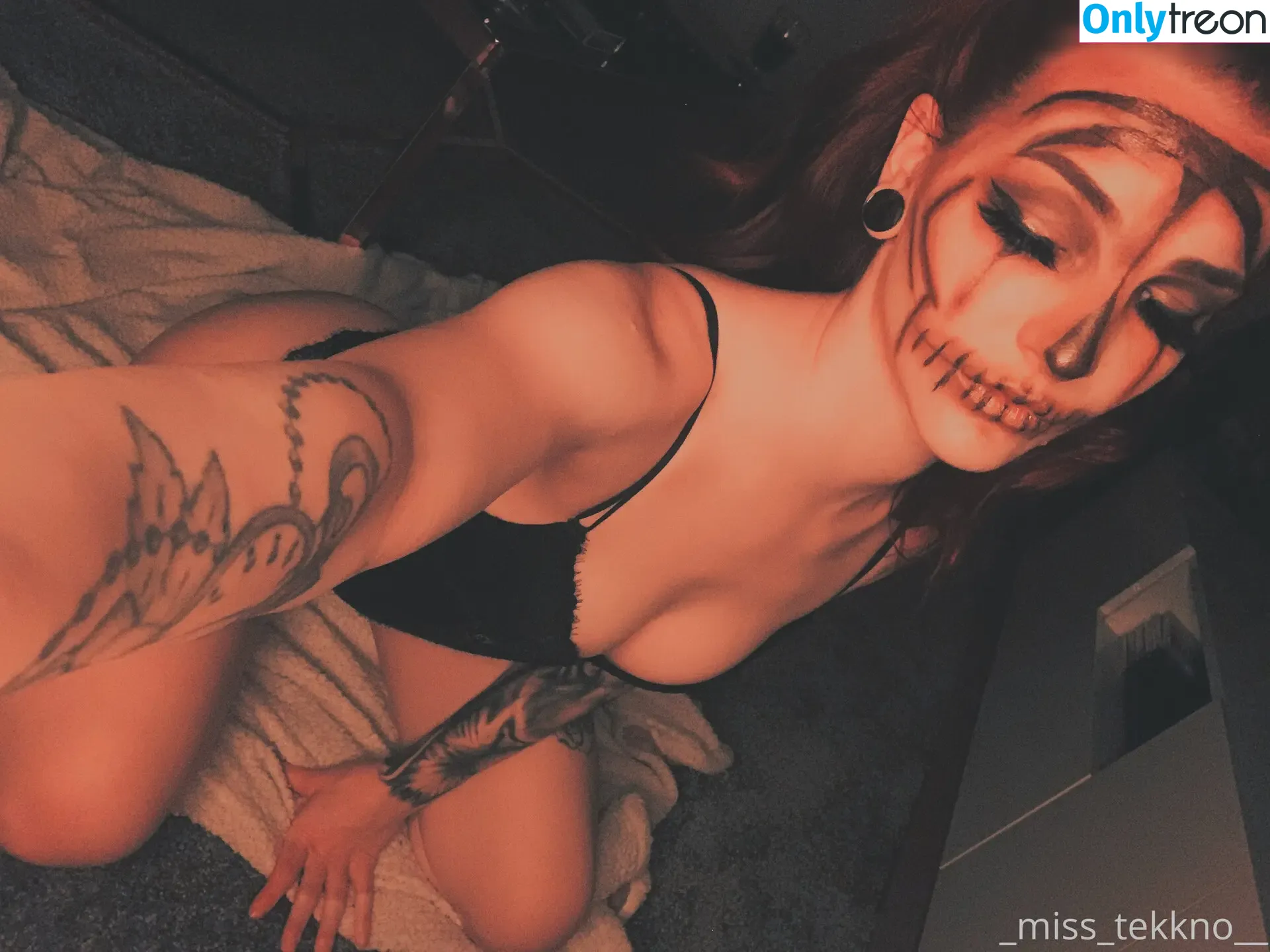 Miss Redhead nude photo #0067 (missxtechno / ms.redhead)