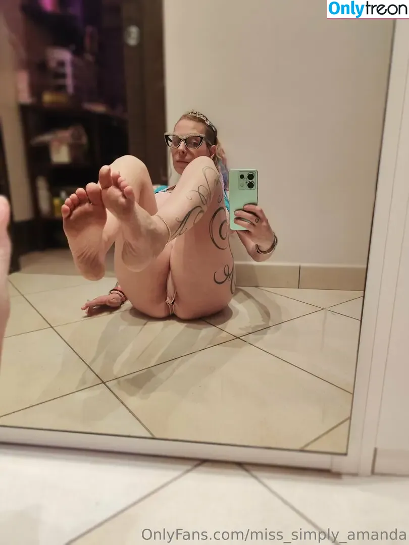 miss_simply_amanda nude photo #0030 (miss.simplyamanda)