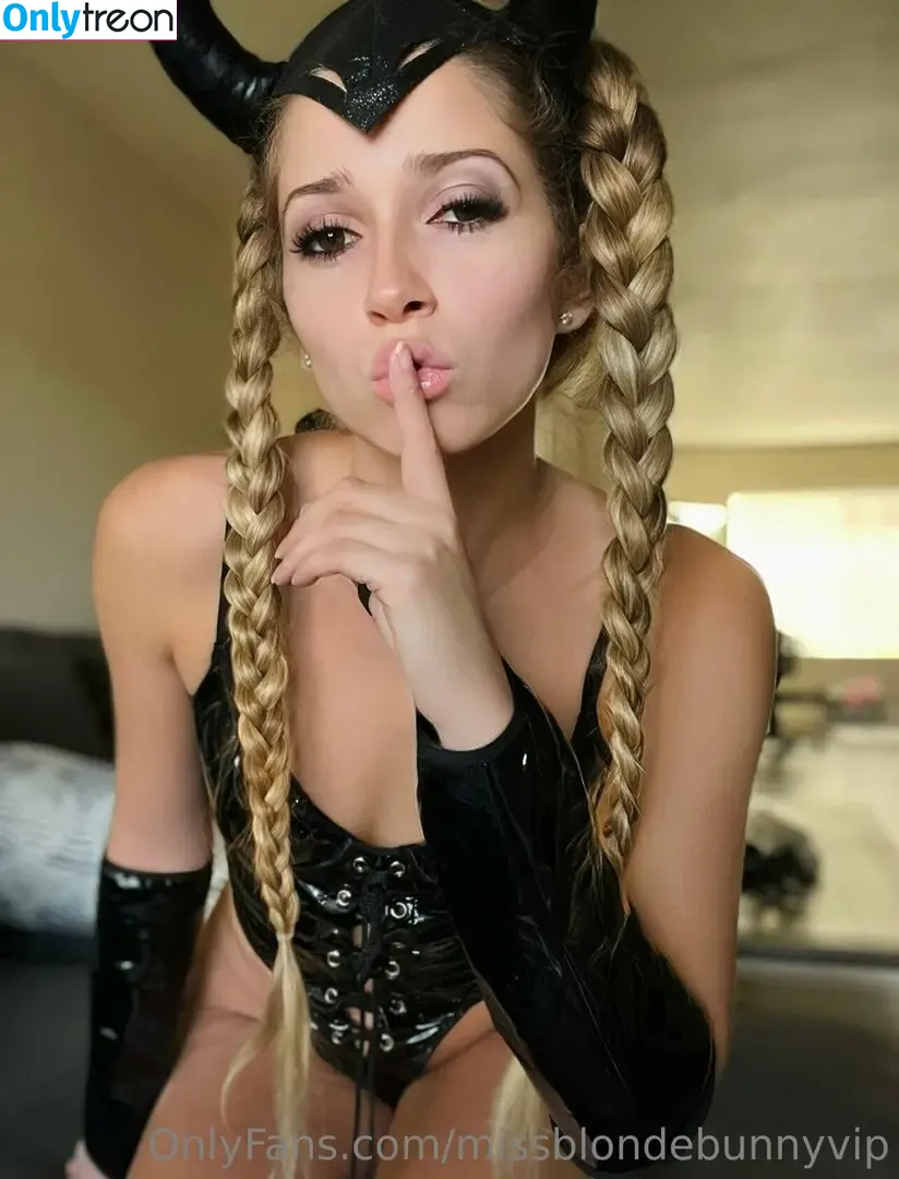 missblondebunnyvip nude photo #0089 (m.i.s.s.bunny)