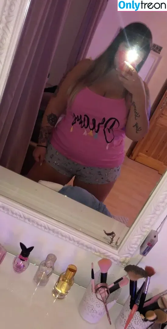Misscharmink nude photo #0036 (Misscharmink)