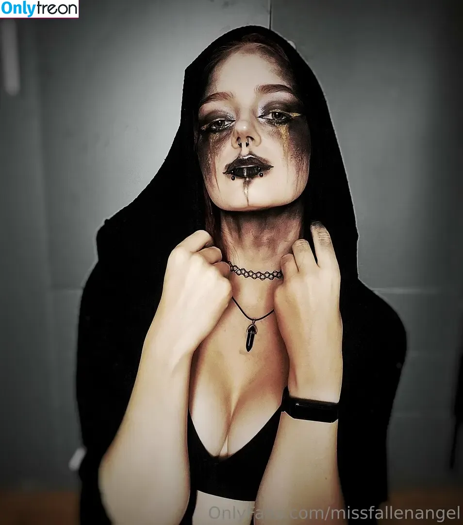 missfallenangel голая photo #0006 (missfallenangel)