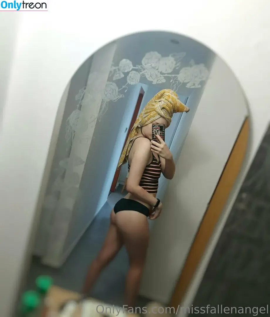 missfallenangel голая photo #0023 (missfallenangel)