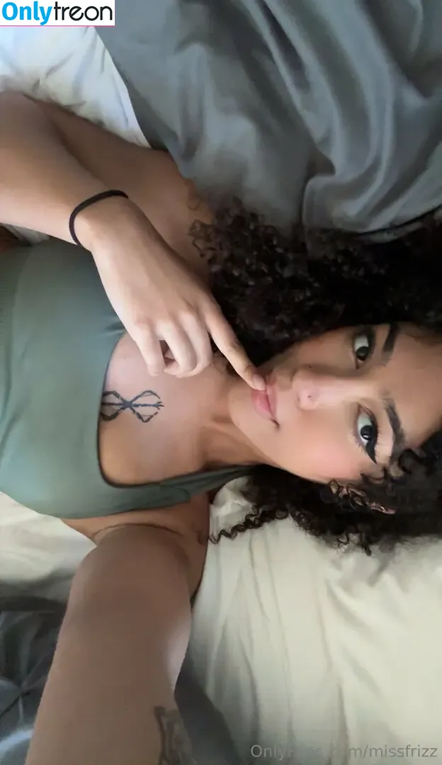missfrizz nude photo #0070 (missfrizz)