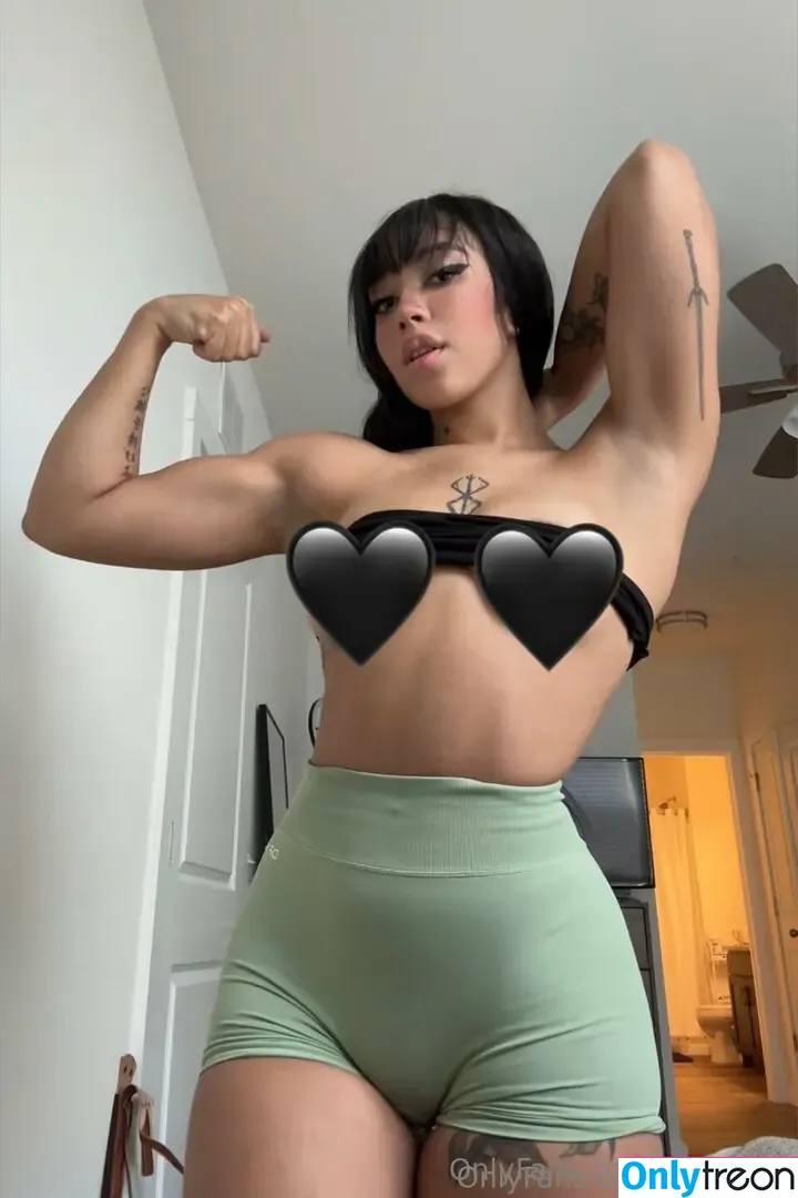 missfrizz nude photo #0071 (missfrizz)