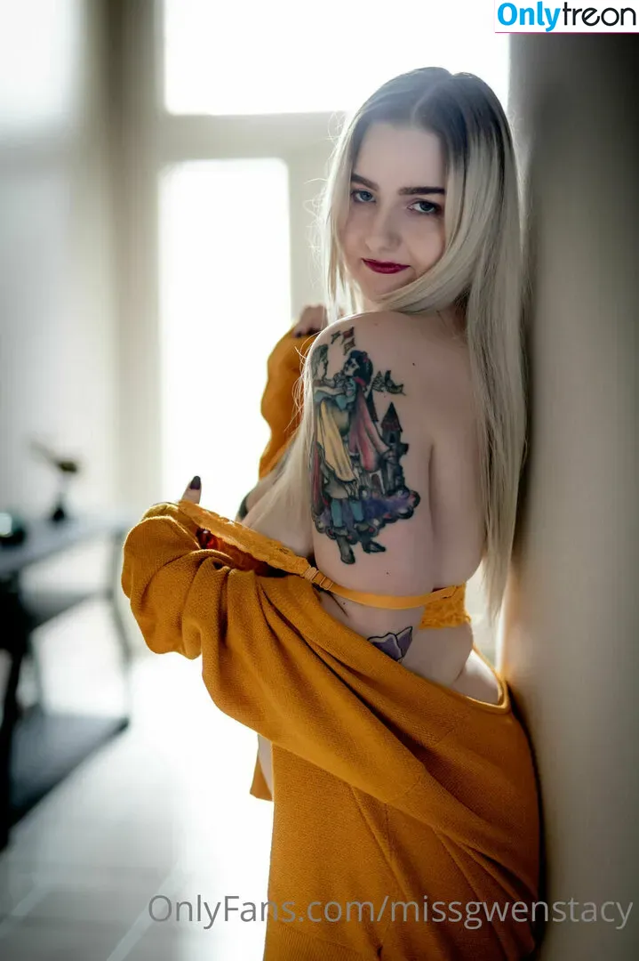 missgwenstacy nude photo #0038 (gwenstacywild)