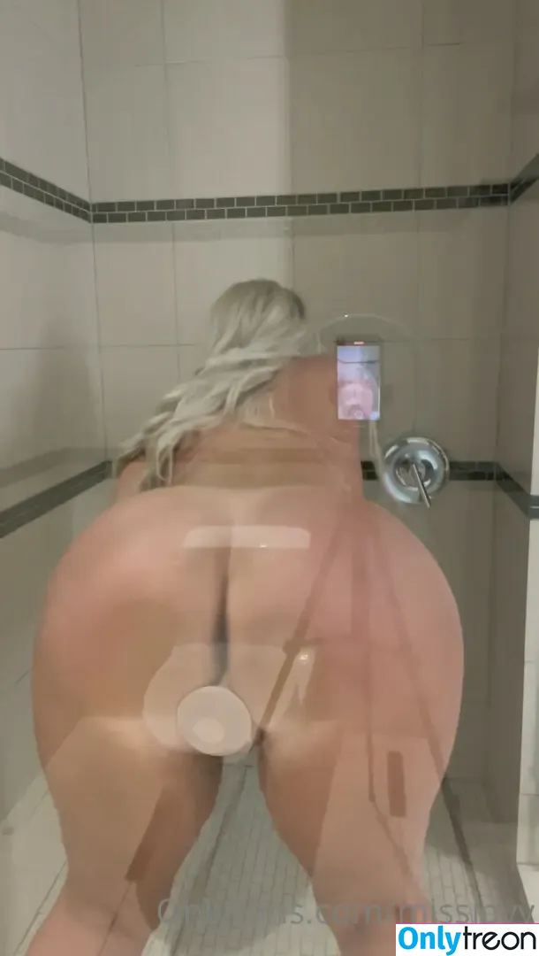 Missjoyy nude photo #0007 (missjoyy00)