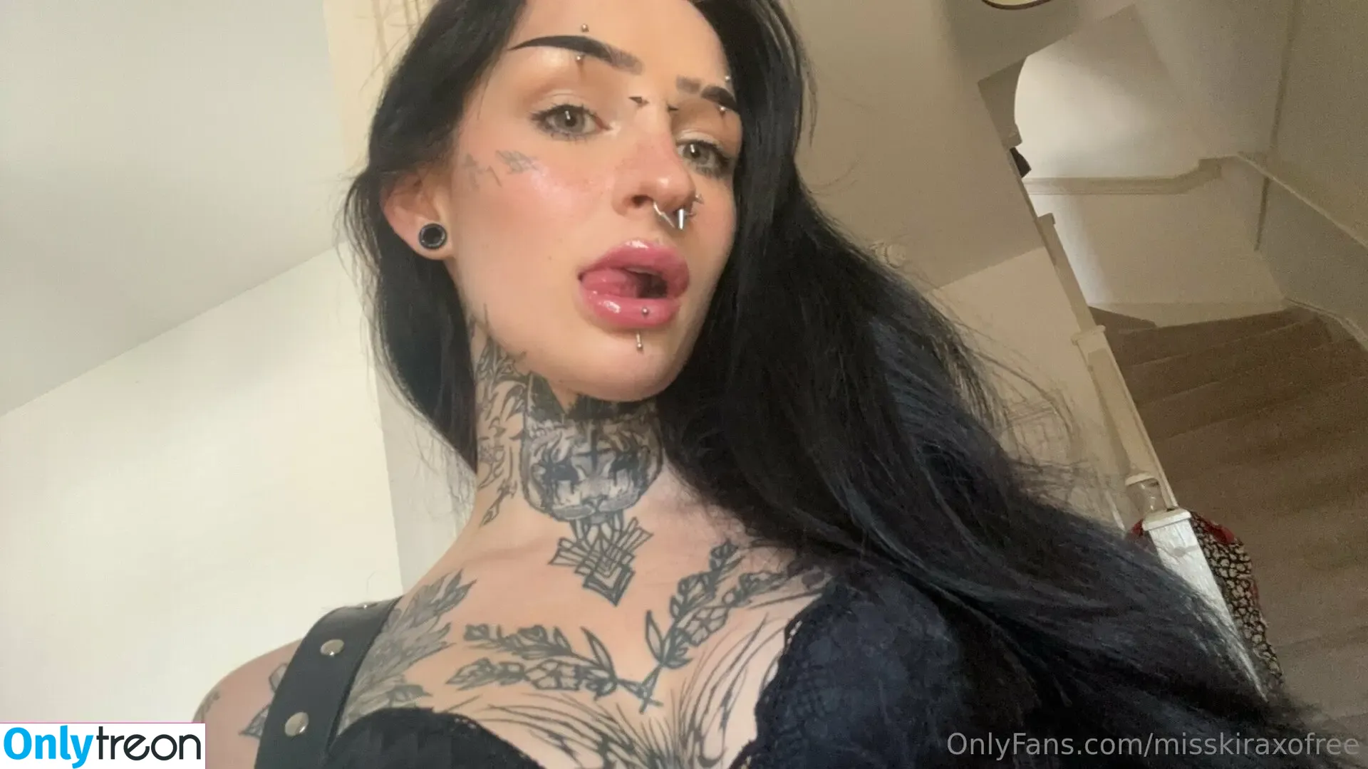 misskiraxofree nude photo #0030 (misskyreeloves)