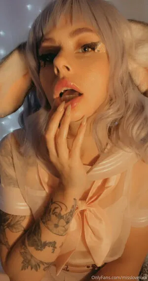 misslovelock / misslove.lock nude photo #0016