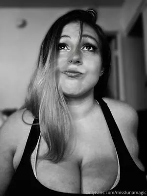 misslunamagic / miss_lunamagic nude photo #0191