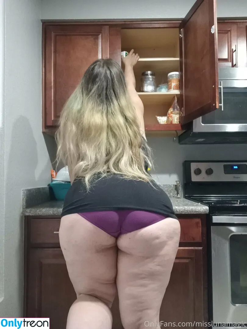 misslunamagic nude photo #0105 (miss_lunamagic)