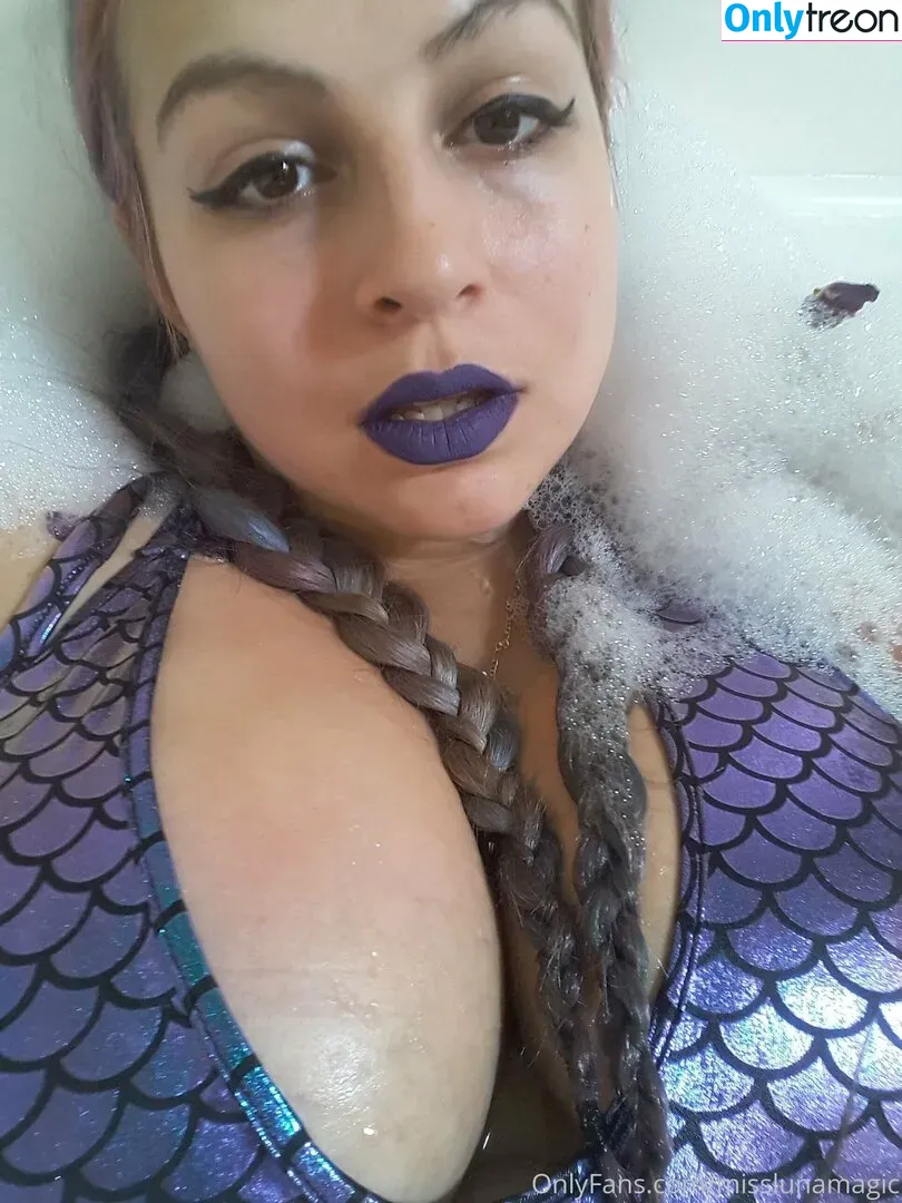 misslunamagic nude photo #0221 (miss_lunamagic)