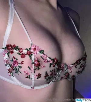 Misslushrose / brittney-bush / lilmissross / misslushrose222 nude photo #0500