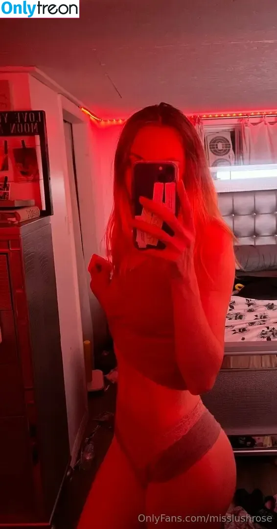 Misslushrose nude photo #0132 (brittney-bush / lilmissross / misslushrose222)
